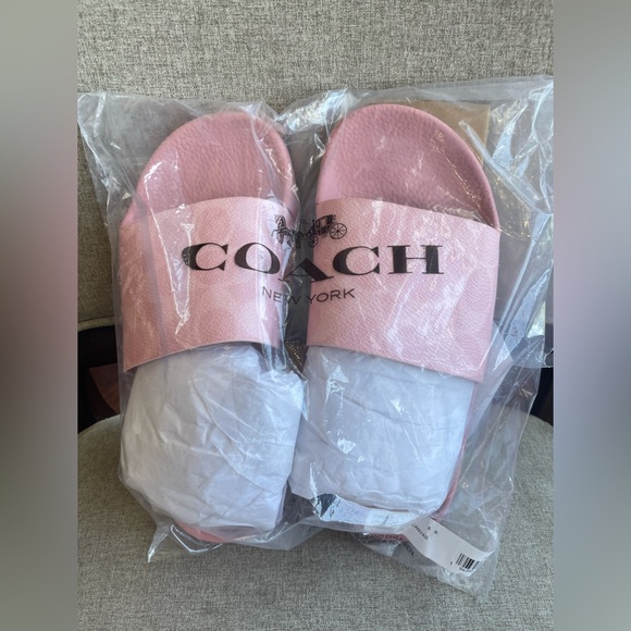 NWT！Coach women Udele Sport Slide Signature Canvas（CAR28）Powder Pink SIZE US 6